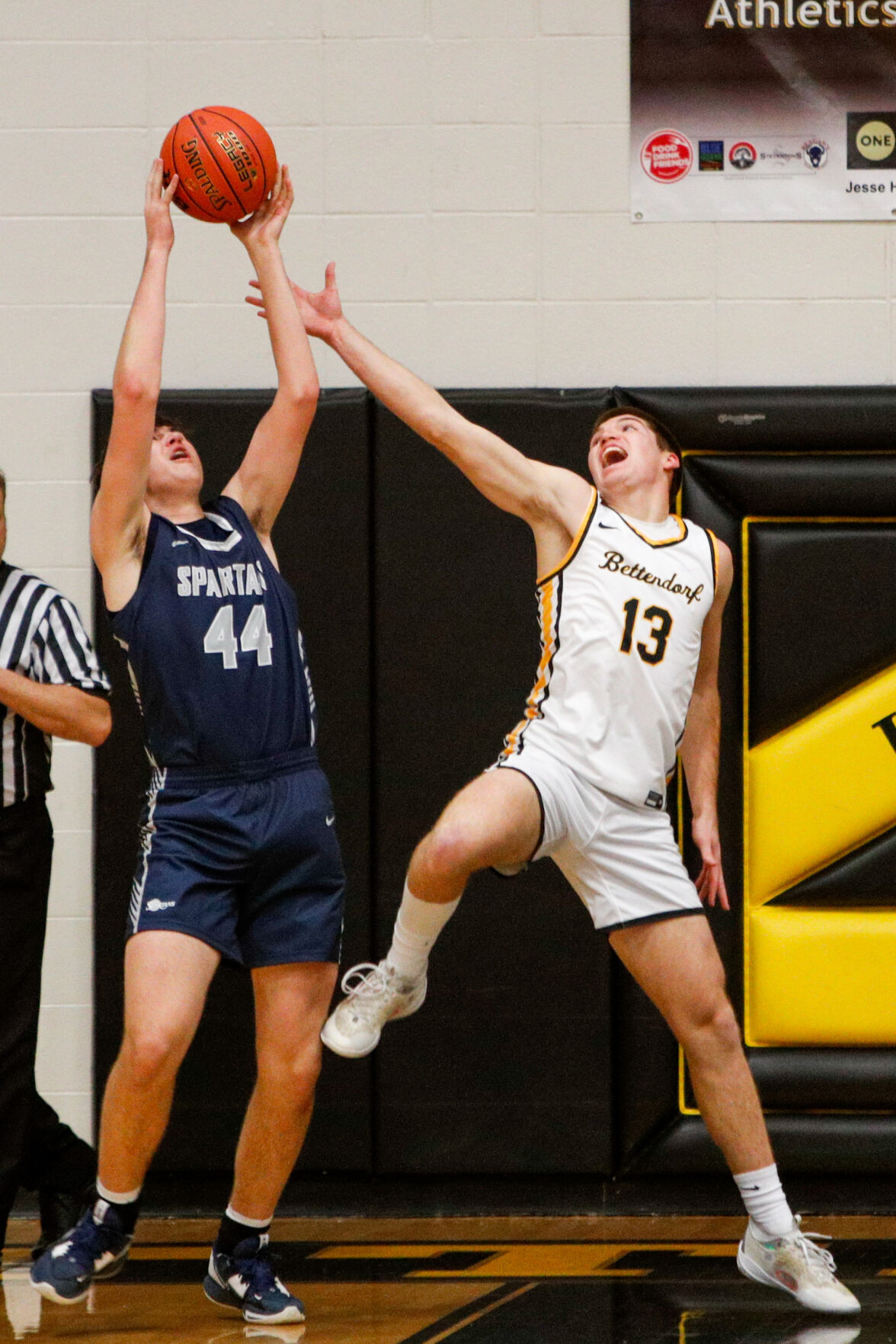012423-qc-spt-pv-bett hoops boys-04.jpg